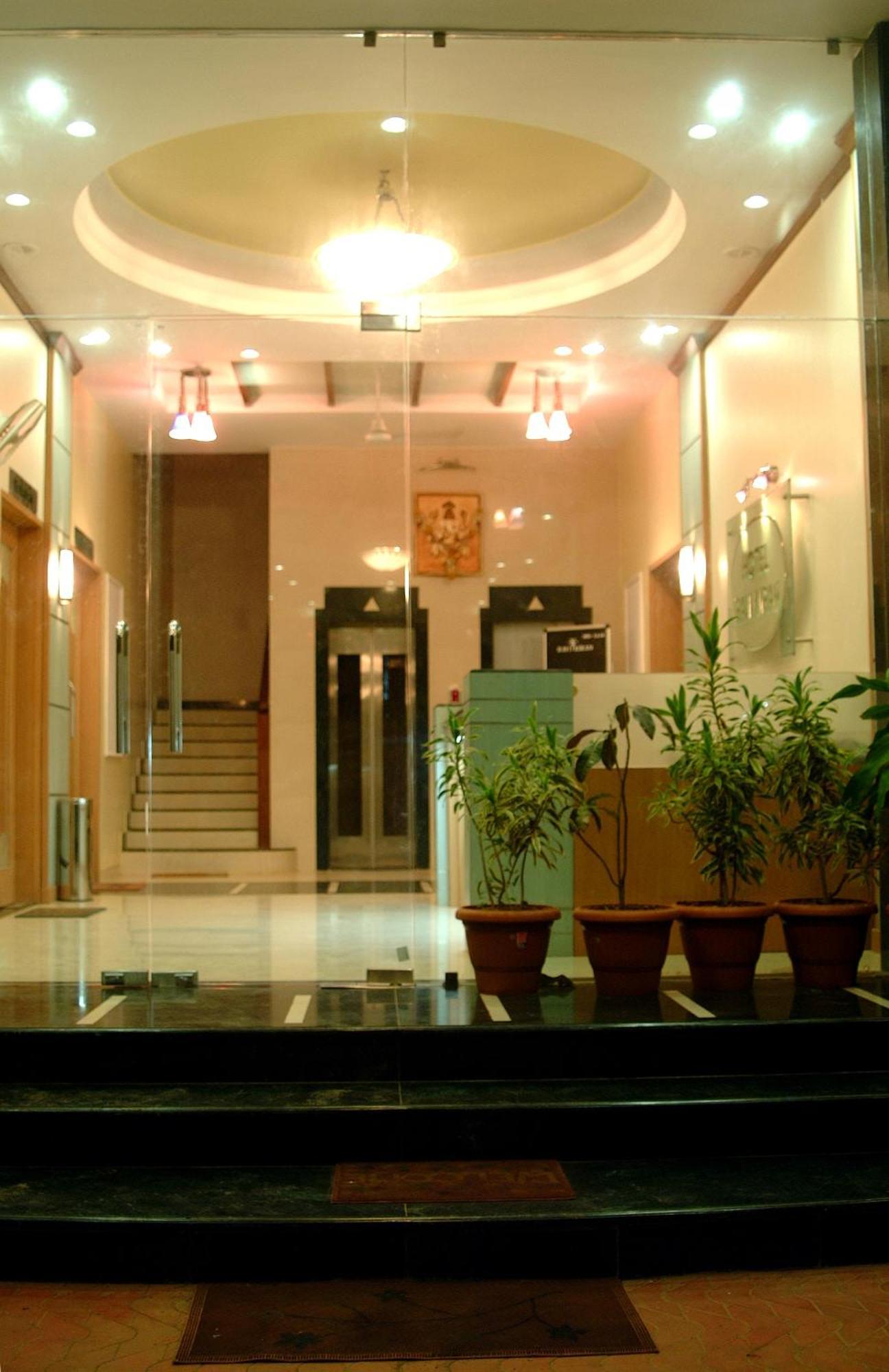 Hotel Ravikiran Alibaug Alībāg Exterior foto