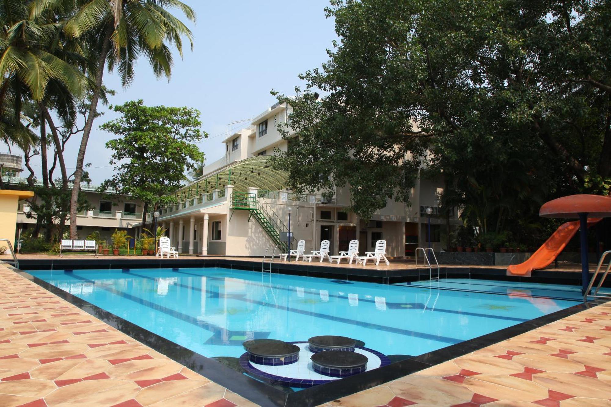Hotel Ravikiran Alibaug Alībāg Exterior foto