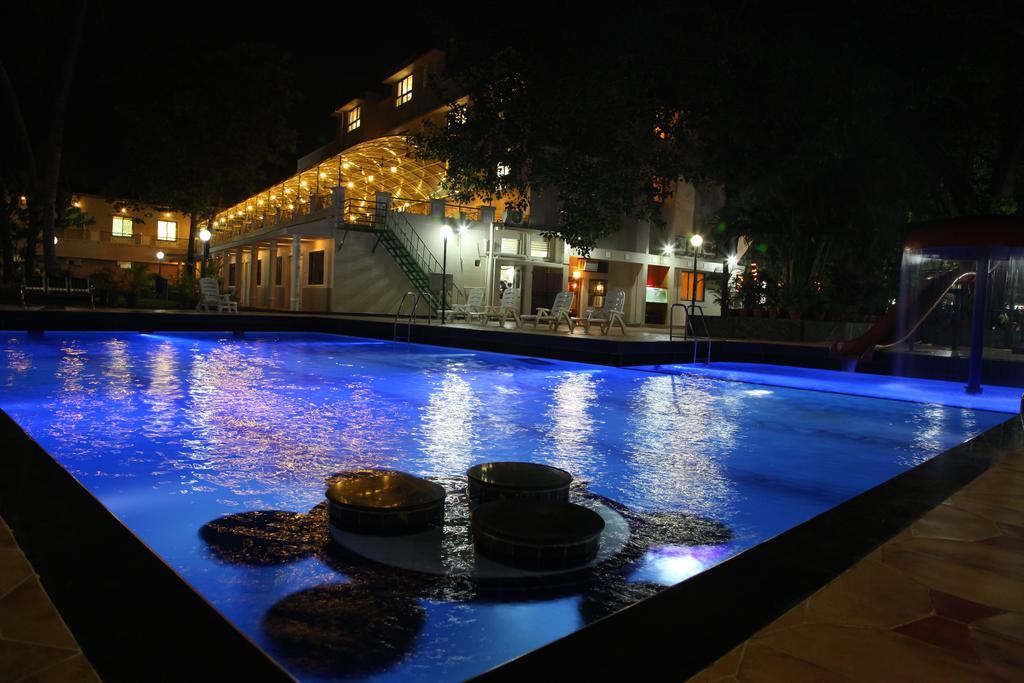 Hotel Ravikiran Alibaug Alībāg Exterior foto